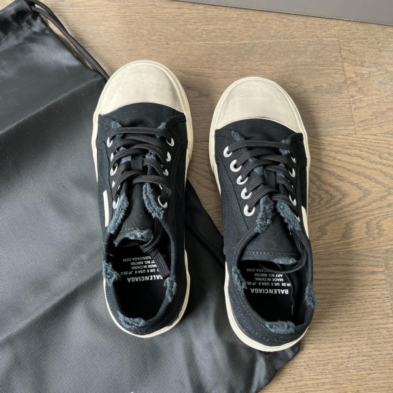 Balenciaga Sneakers